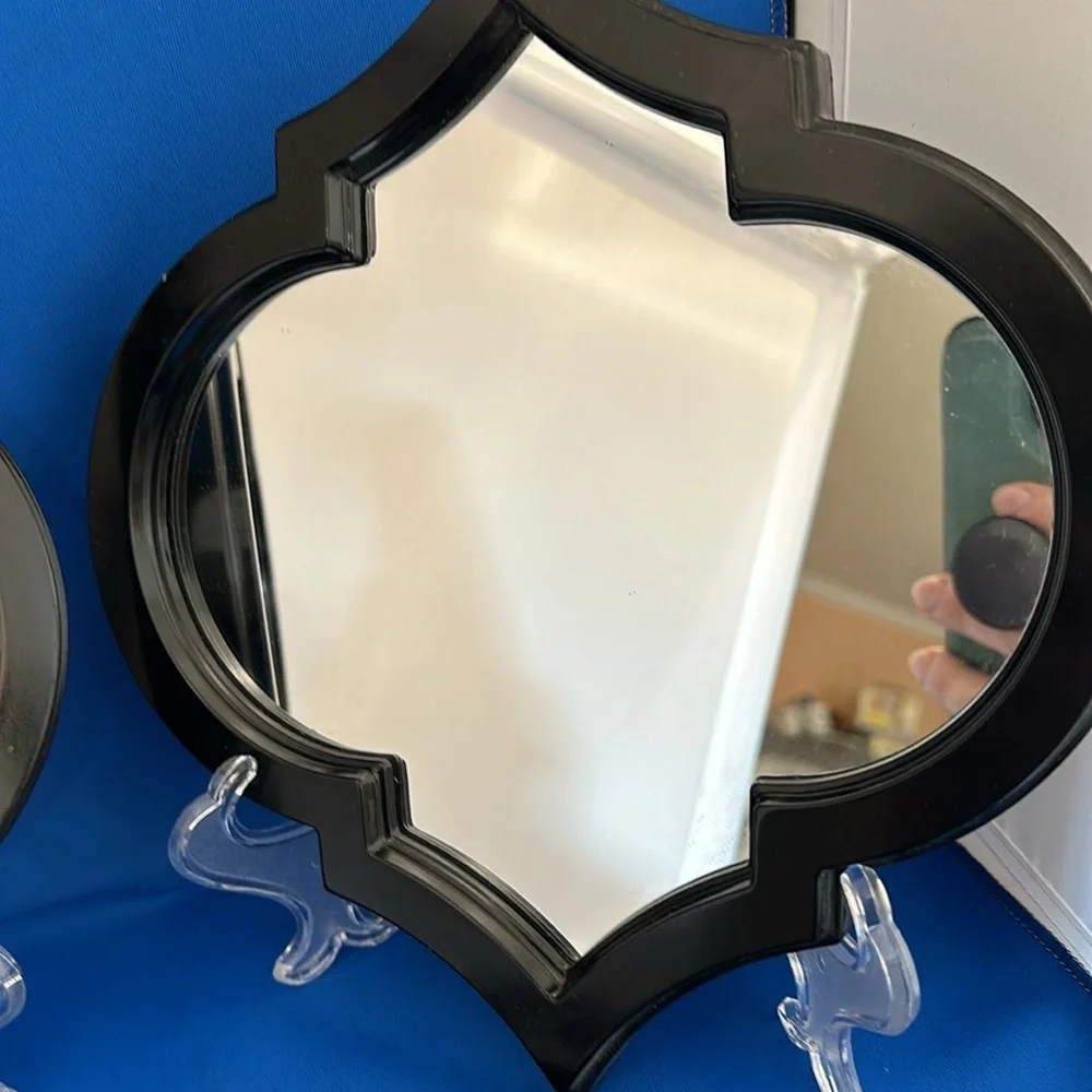 EUC Set of 3 mirrors perfect for Halloween decorating or to use all year 10” x9”